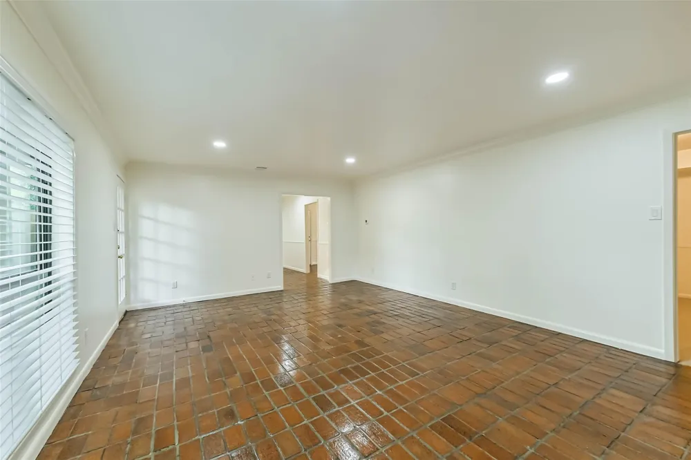3111 Rockyridge Drive Houston, TX 77063