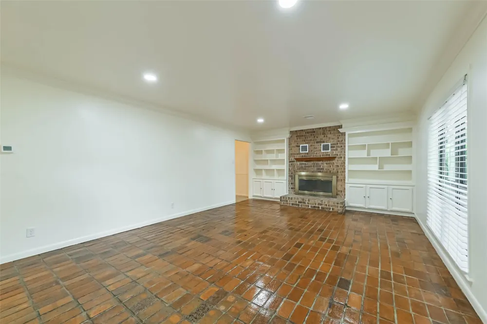 3111 Rockyridge Drive Houston, TX 77063