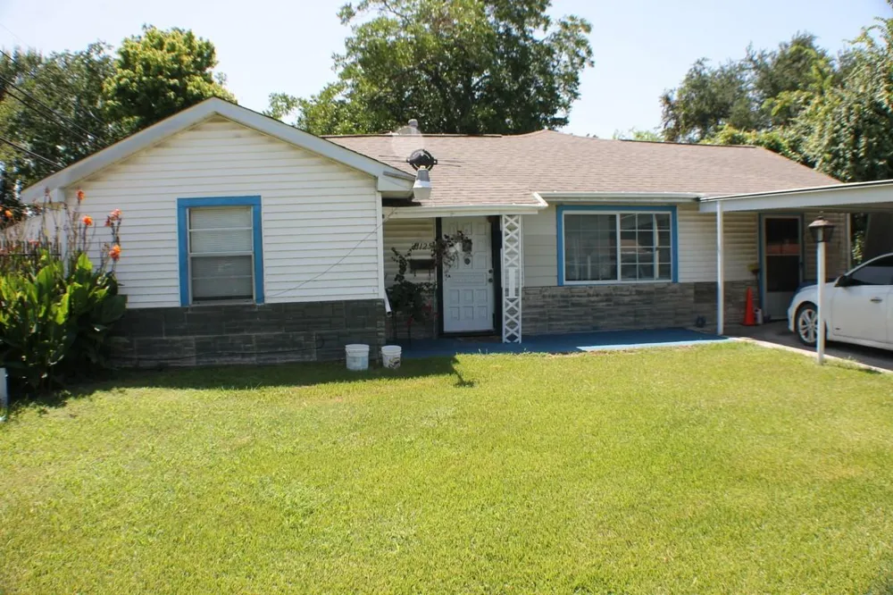 11125 Bentley Street Houston, TX 77093