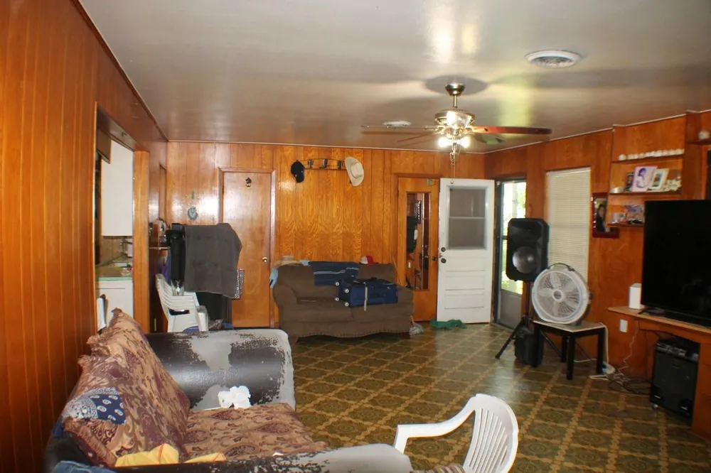 11125 Bentley Street Houston, TX 77093