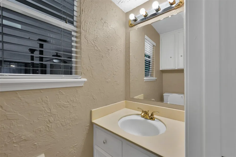 2010 Tucumcari Drive Houston, TX 77090