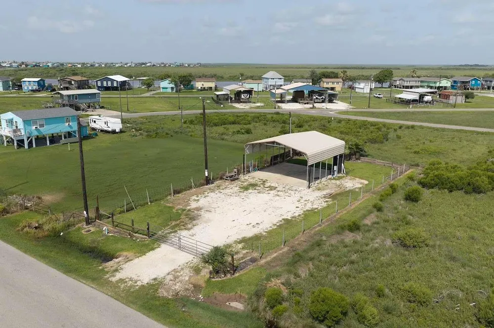 876 County Road 201 Sargent, TX 77414