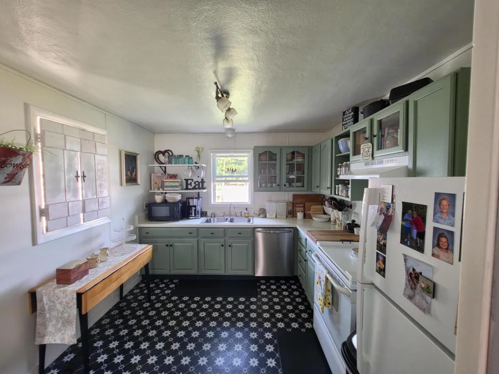 805 S Occidental Highway Tecumseh, MI 49286