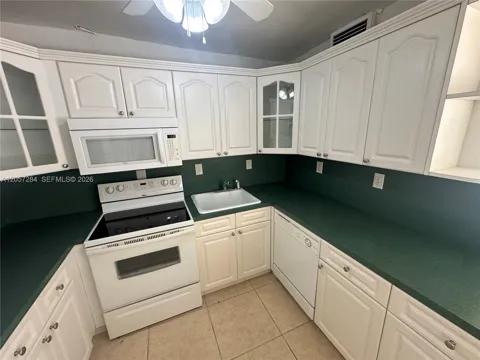 12590 NE 16th Ave #509