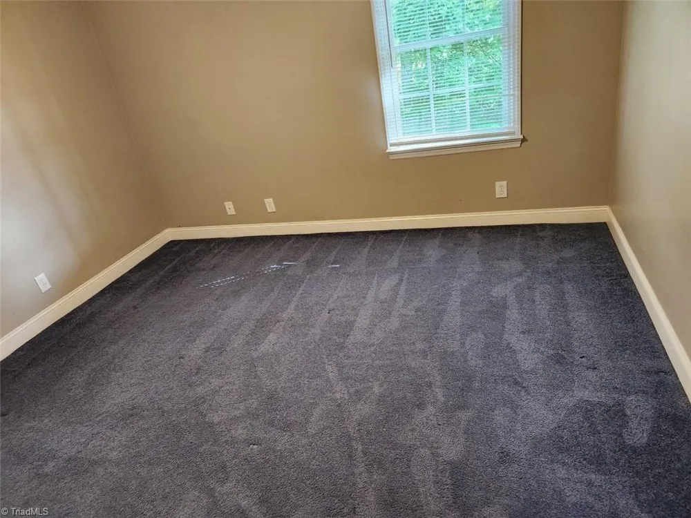 2095 Piney Mountain Road Walnut Cove, NC 27052