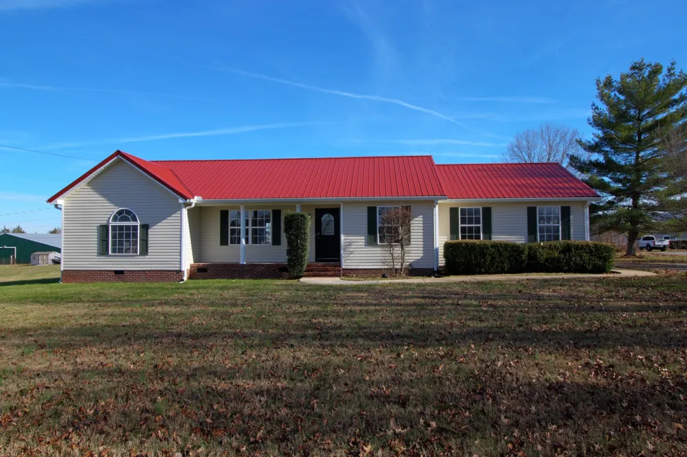 2347 Feedmill Rd Chapel Hill, TN 37034