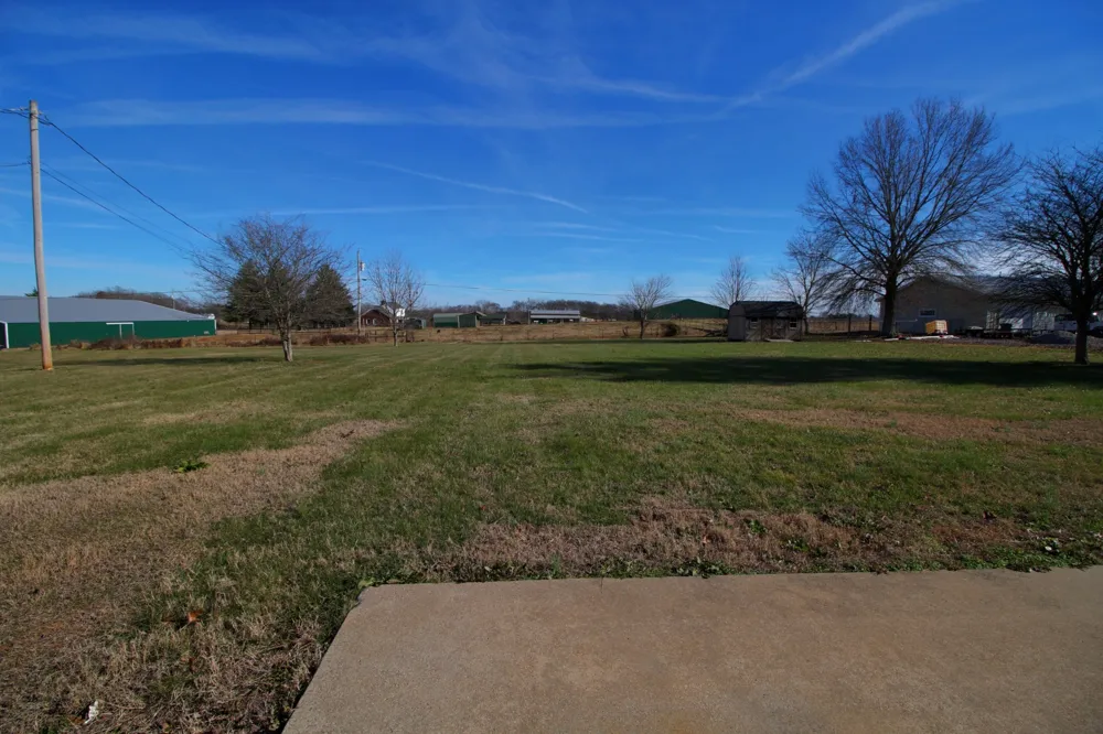2347 Feedmill Rd Chapel Hill, TN 37034