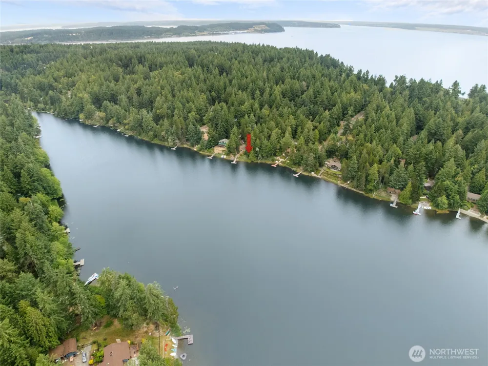 10718 Trout Place Anderson Island, WA 98303
