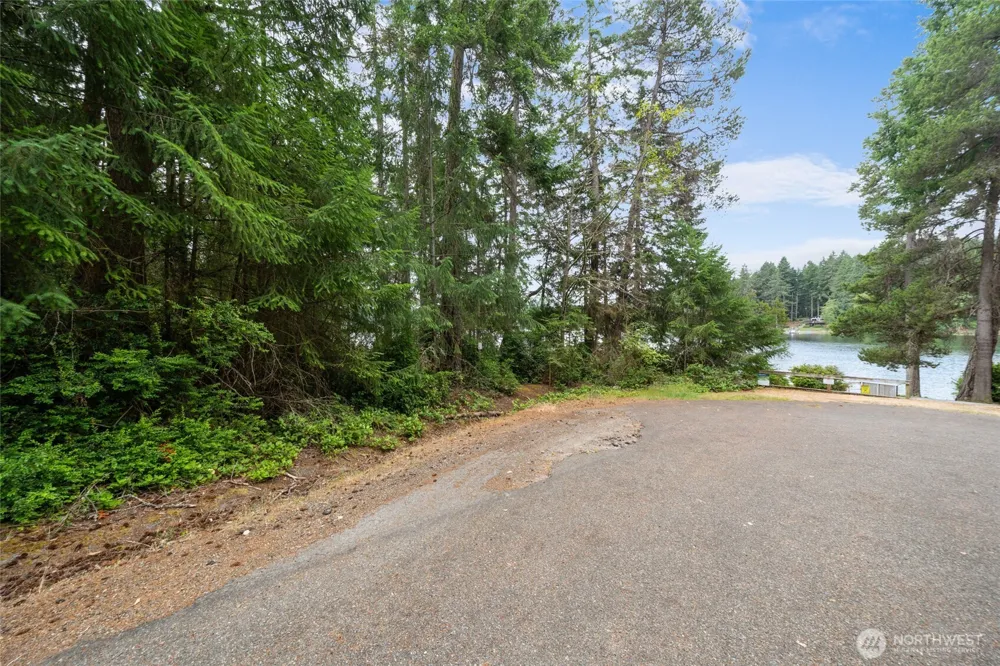 10718 Trout Place Anderson Island, WA 98303