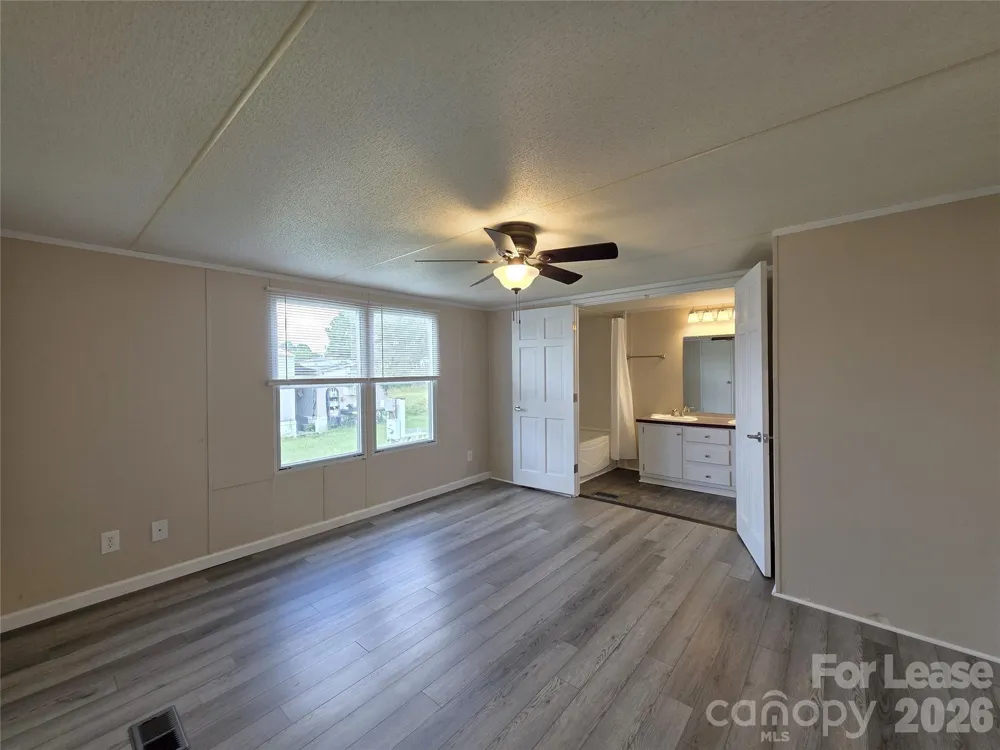 6870 Frankfurt Drive Concord, NC 28025
