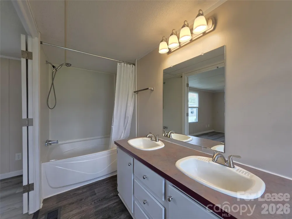 6870 Frankfurt Drive Concord, NC 28025