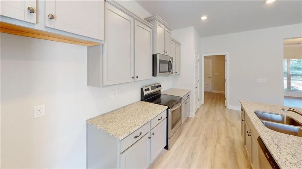 1041 Holliday Pass #24 Griffin, GA 30223