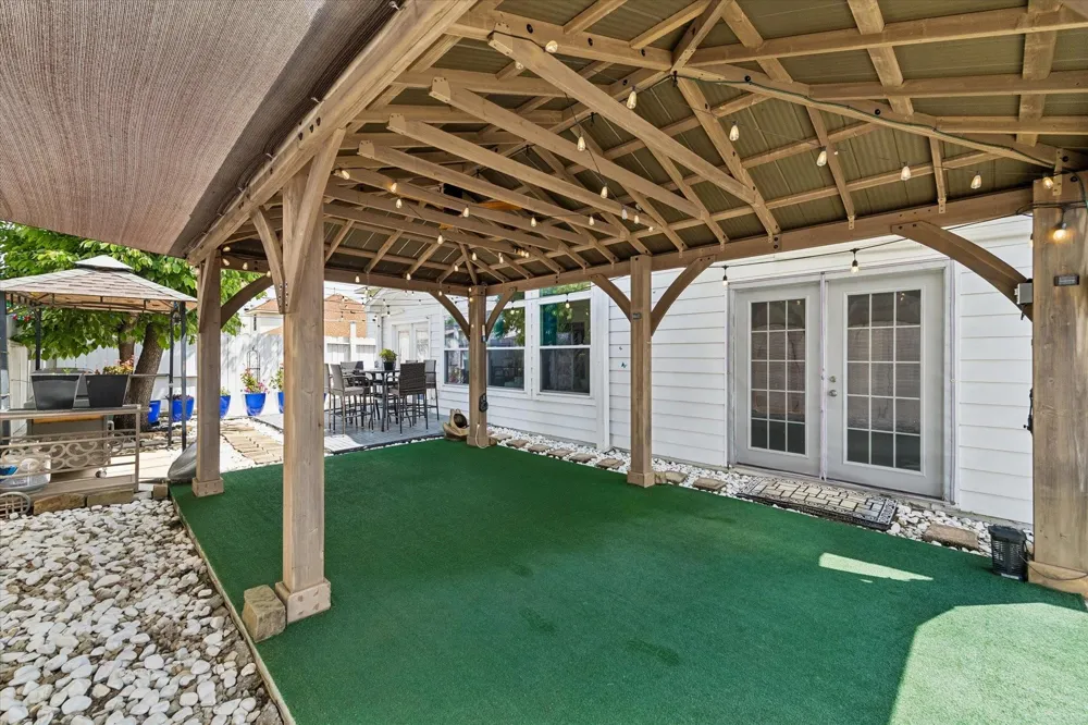 2802 White Sands Drive Deer Park, TX 77536