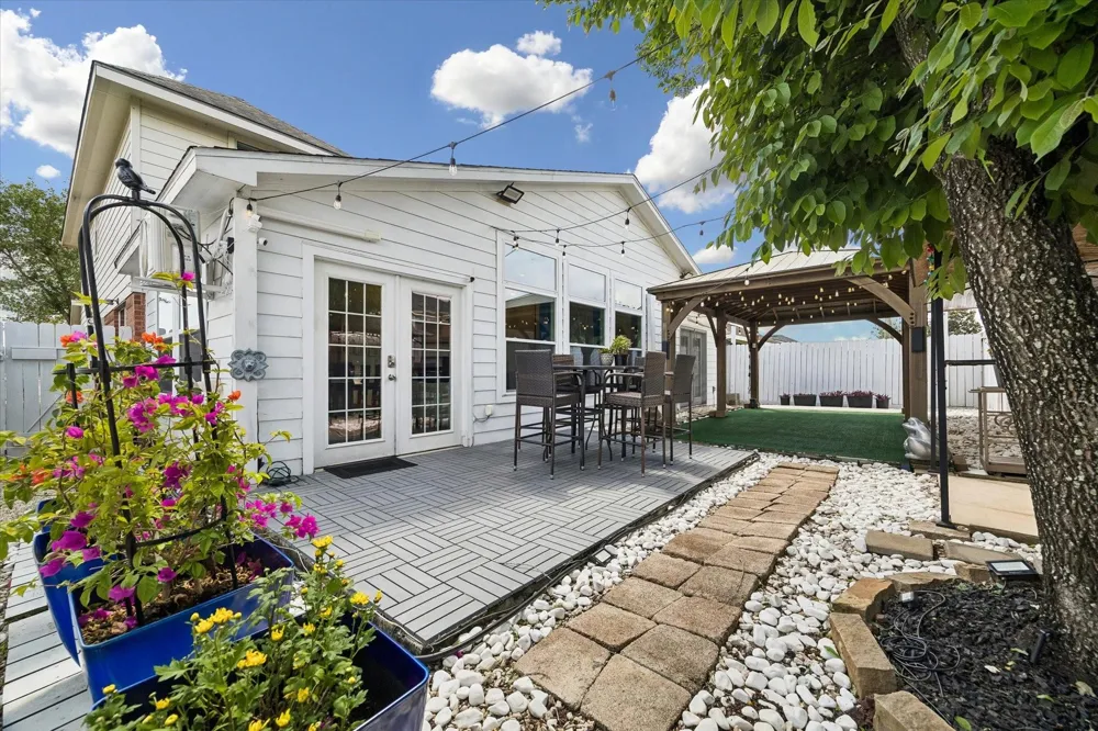2802 White Sands Drive Deer Park, TX 77536