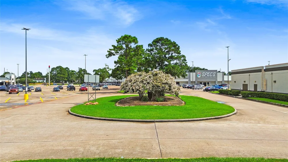 Fm-1960 E Humble, TX 77346