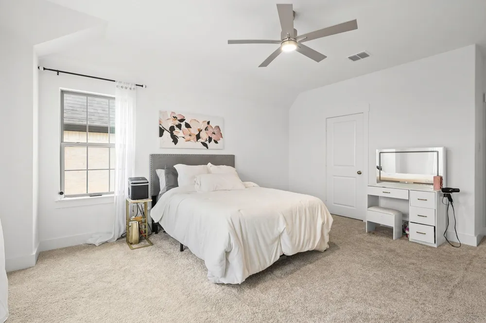 1013 Carnation Drive Crowley, TX 76036