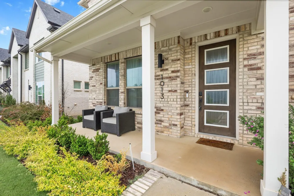 1013 Carnation Drive Crowley, TX 76036