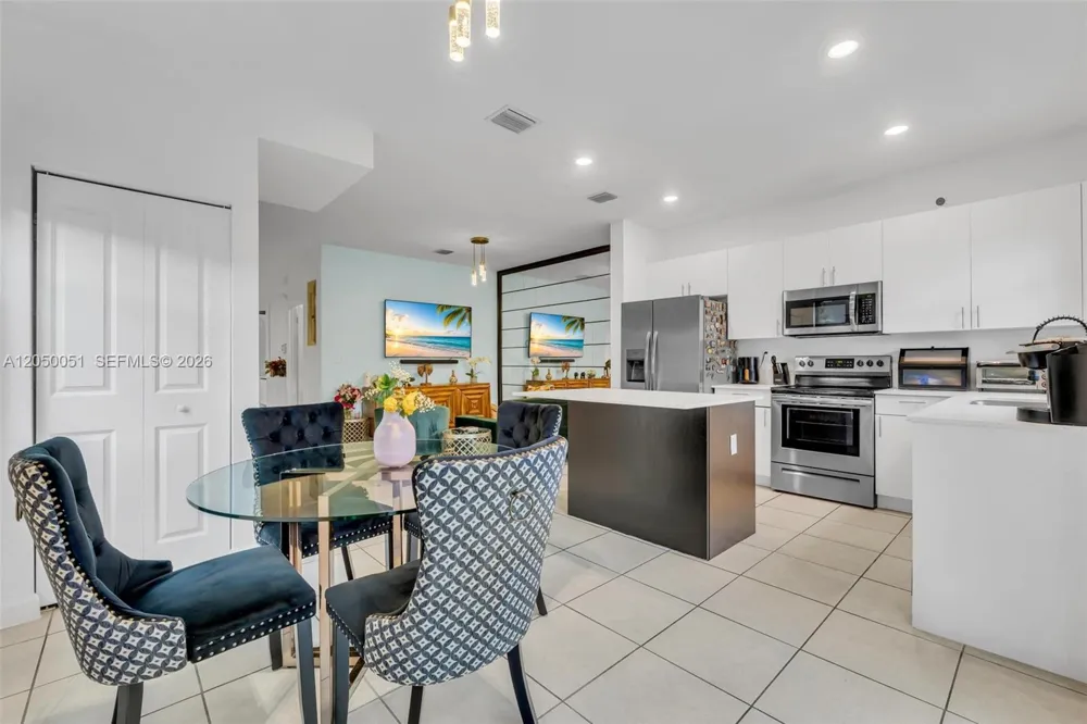 12990 SW 232nd Ln Homestead, FL 33170