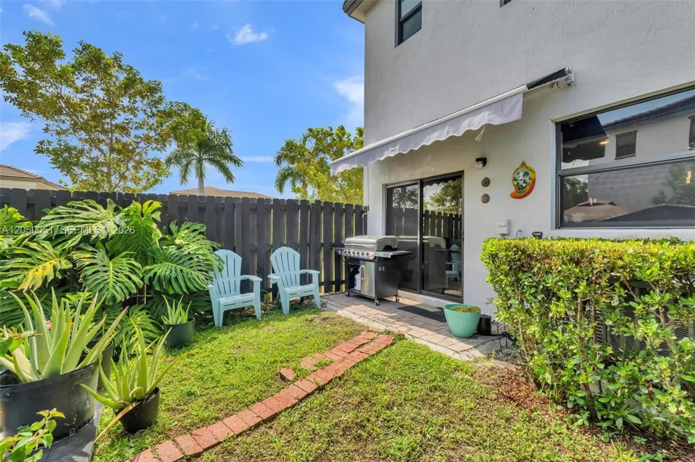 12990 SW 232nd Ln Homestead, FL 33170