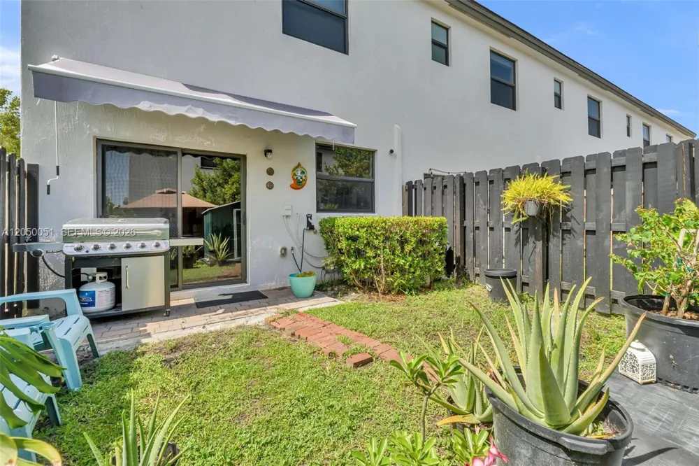12990 SW 232nd Ln Homestead, FL 33170