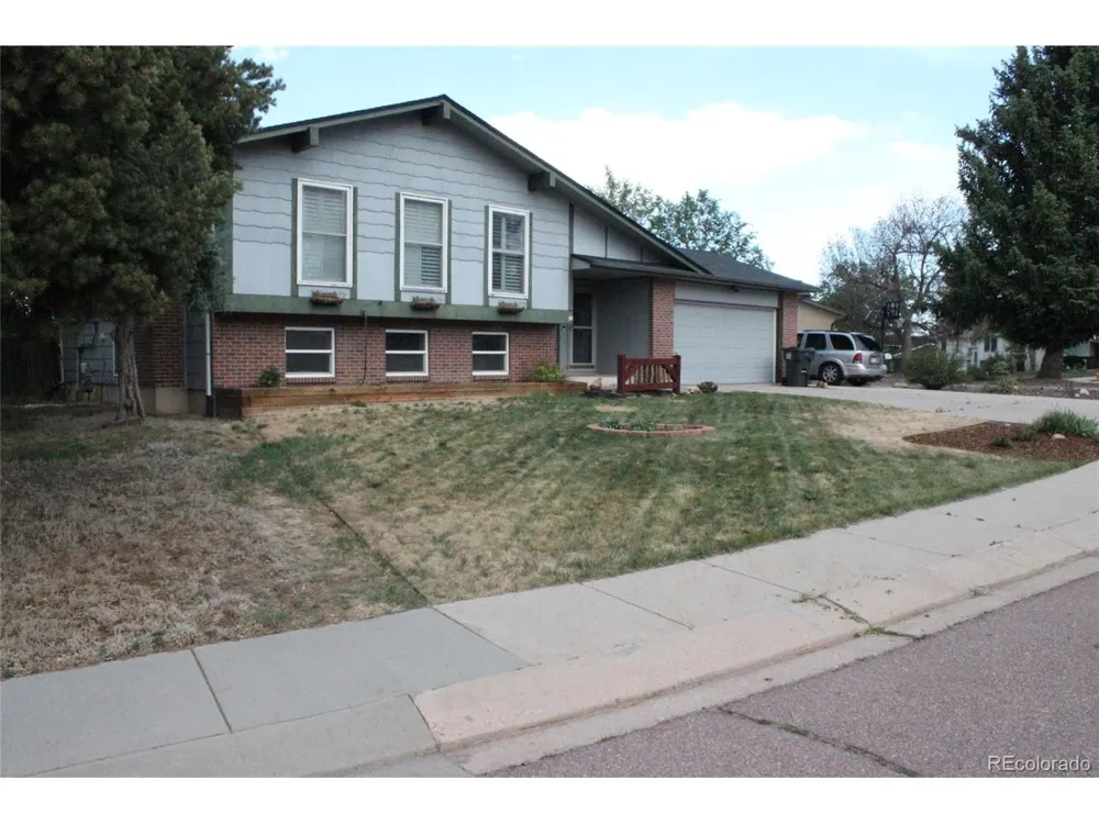 5055 Picket Drive Colorado Springs, CO 80918