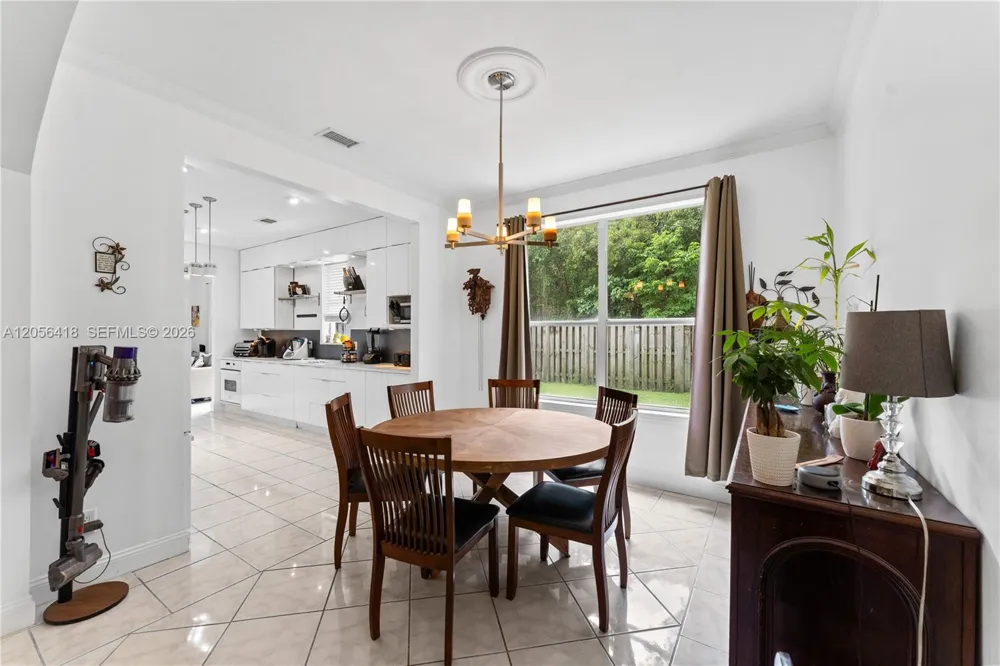 16102 Opal Creek Dr Weston, FL 33331