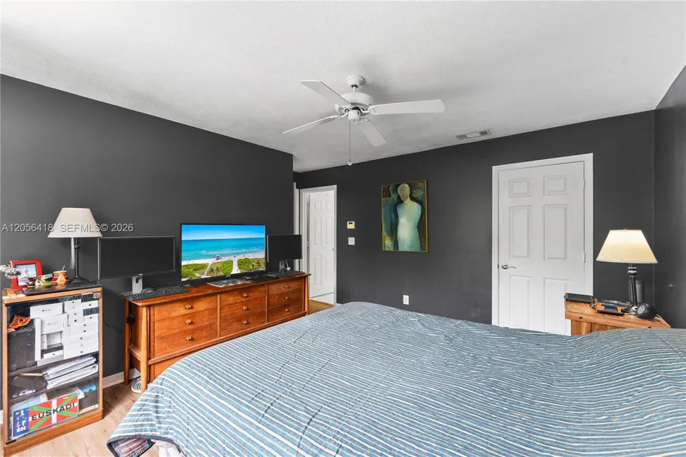 16102 Opal Creek Dr Weston, FL 33331