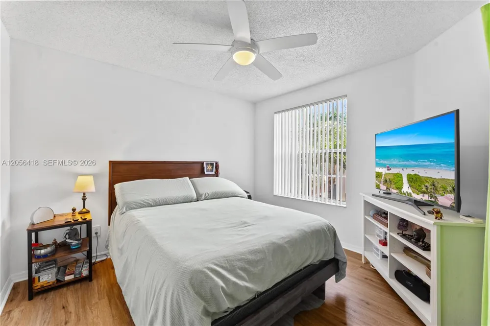 16102 Opal Creek Dr Weston, FL 33331
