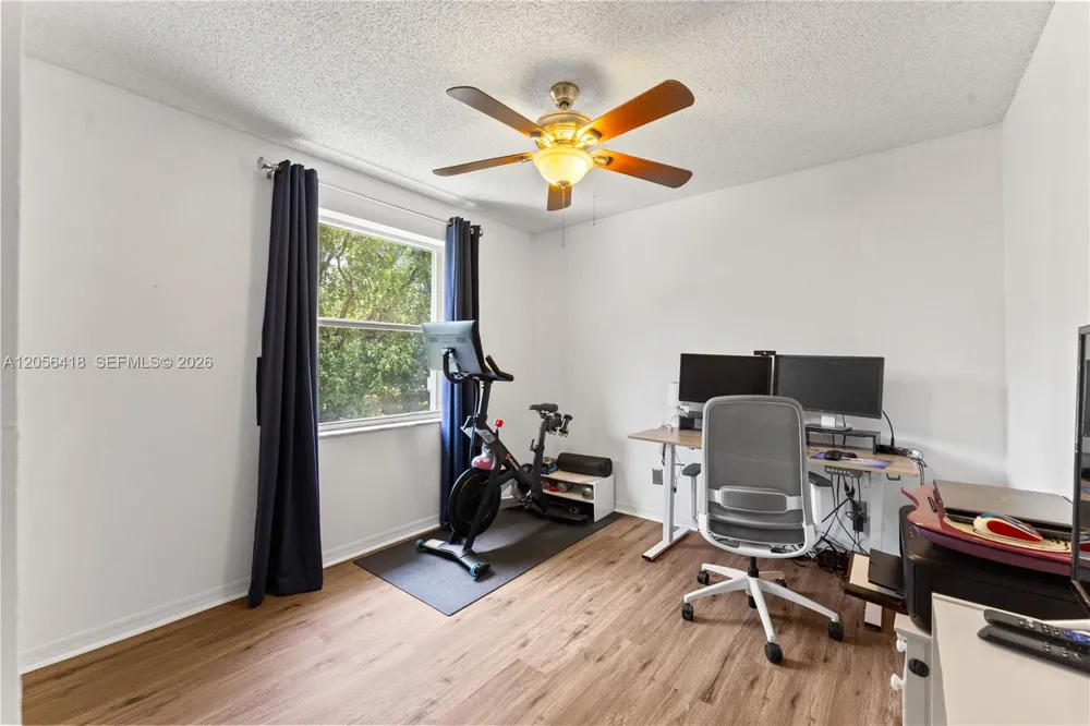 16102 Opal Creek Dr Weston, FL 33331