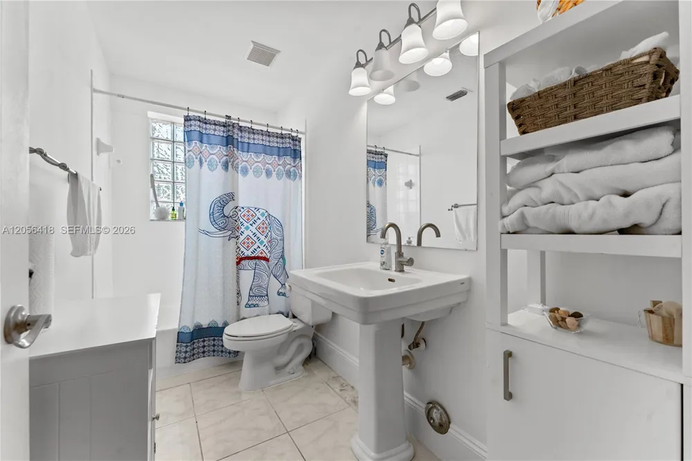 16102 Opal Creek Dr Weston, FL 33331