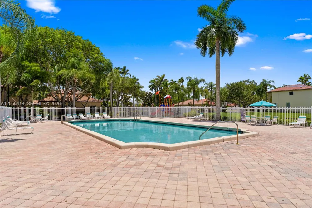 16102 Opal Creek Dr Weston, FL 33331