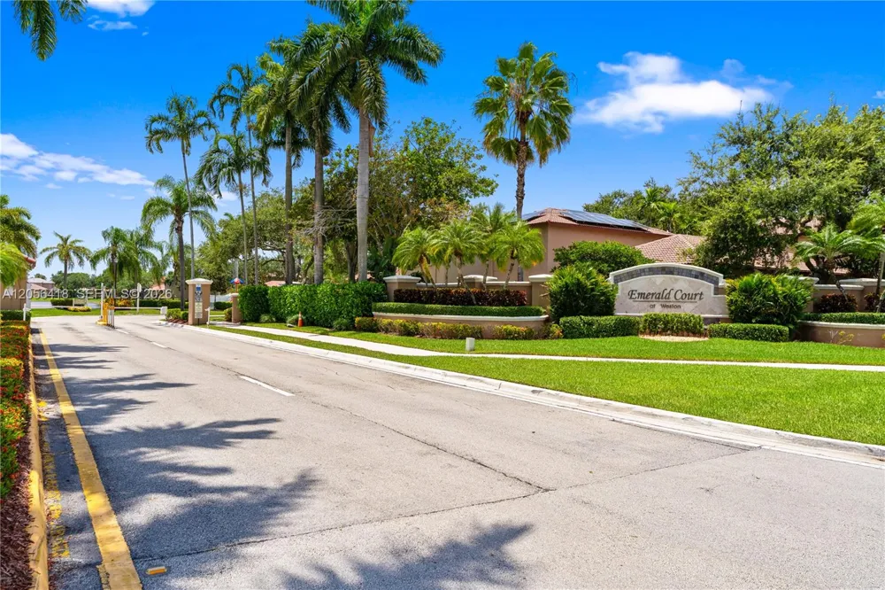 16102 Opal Creek Dr Weston, FL 33331