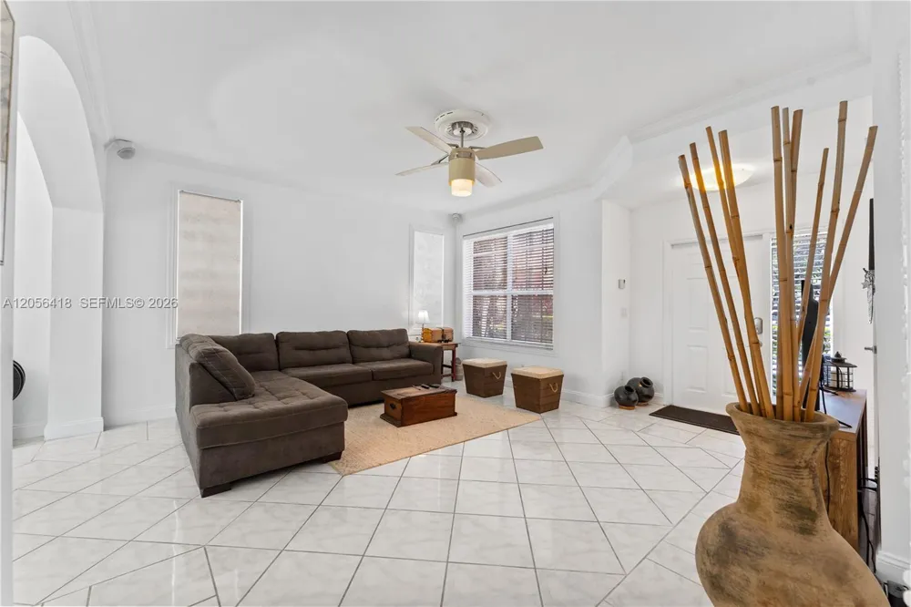 16102 Opal Creek Dr Weston, FL 33331