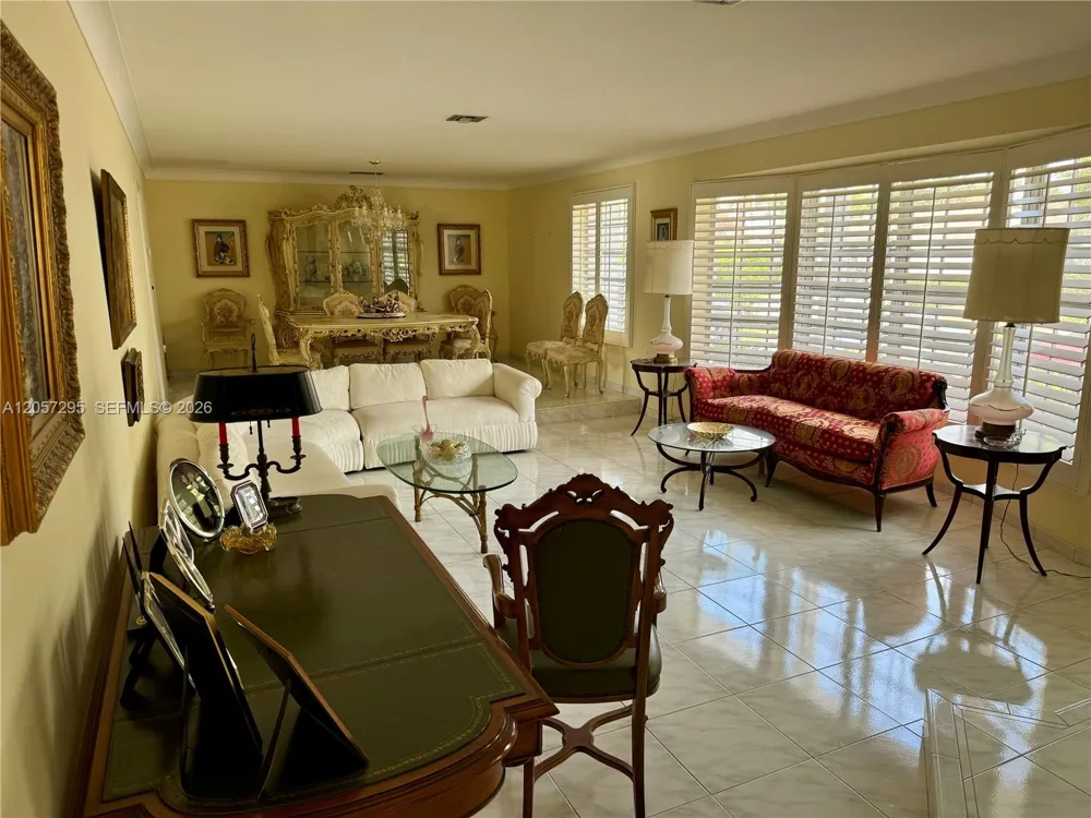 3440 NE 170th St North Miami Beach, FL 33160