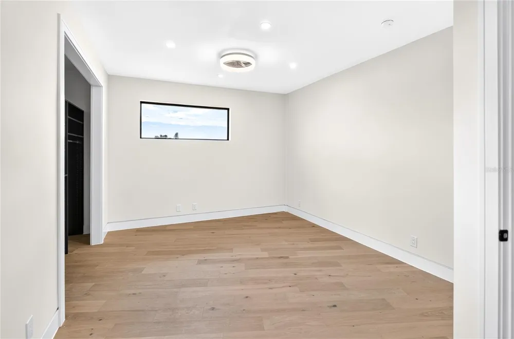 539 AVENIDA DEL NORTE Sarasota, FL 34242