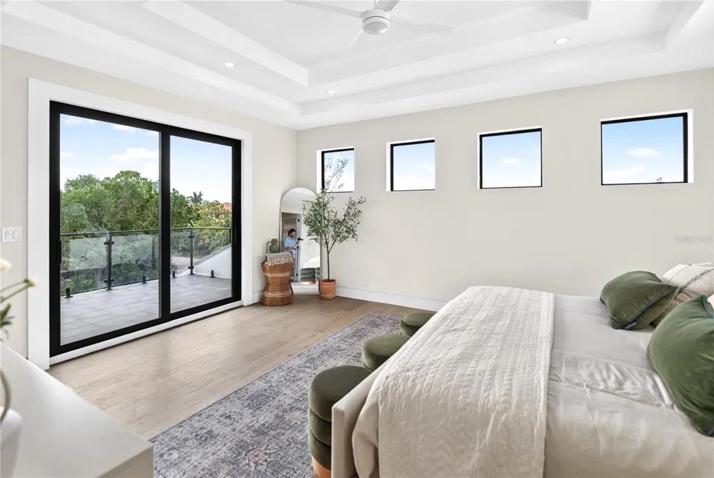 539 AVENIDA DEL NORTE Sarasota, FL 34242