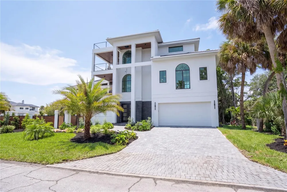 539 AVENIDA DEL NORTE Sarasota, FL 34242
