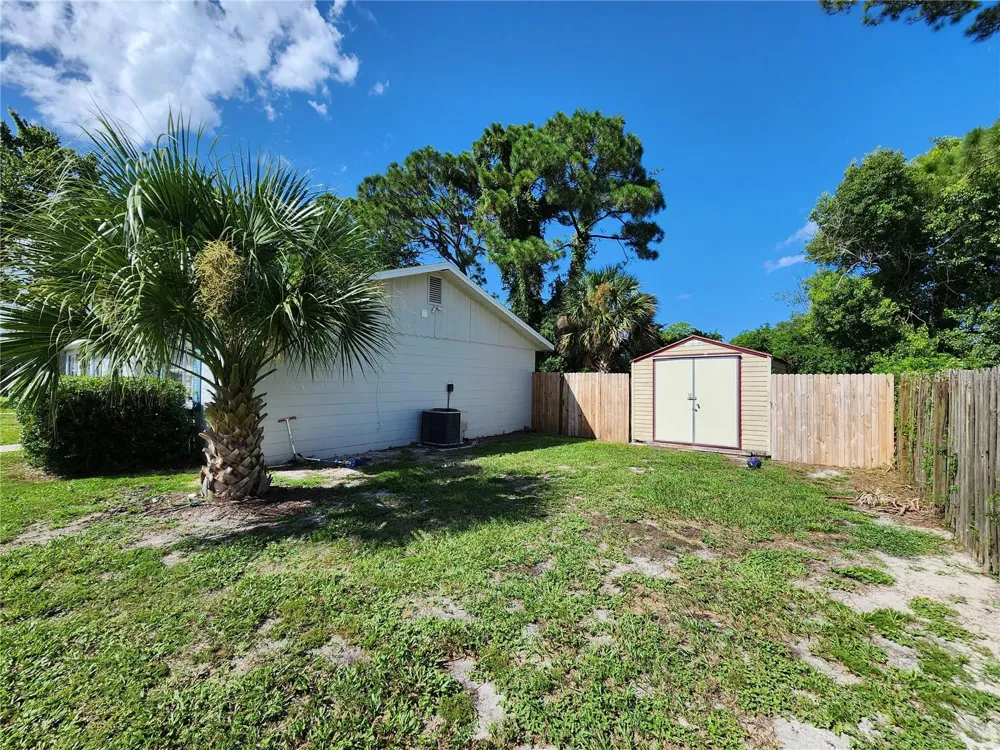 1917 FERN PALM DRIVE Edgewater, FL 32141