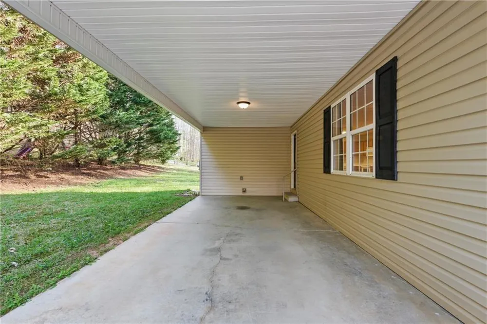 218 Eden Woods Clarkesville, GA 30523