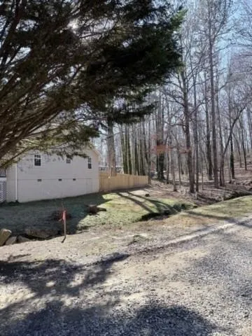 218 Eden Woods Clarkesville, GA 30523