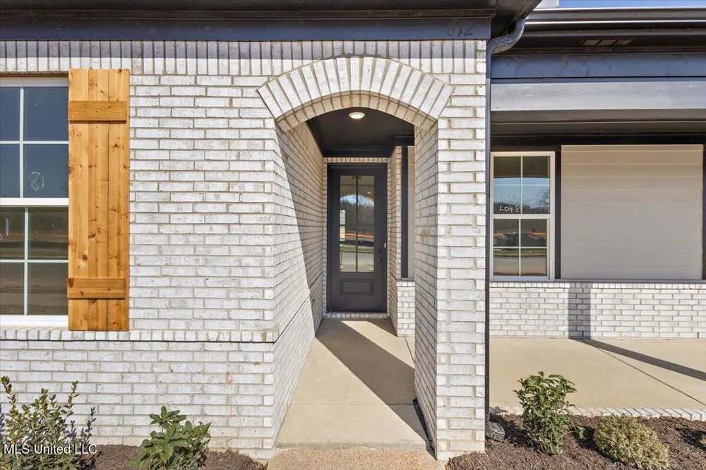 481 Sunflower Street Nesbit, MS 38651