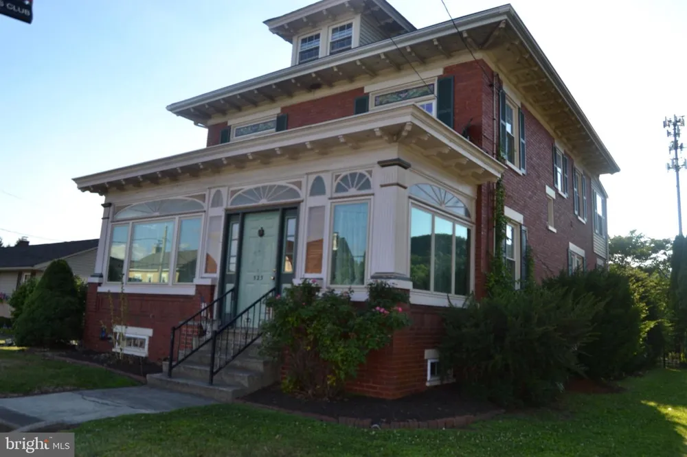 523 MAIN STREET Bally, PA 19503