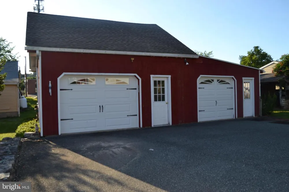 523 MAIN STREET Bally, PA 19503
