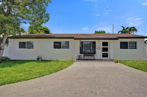7290 W 14th Court