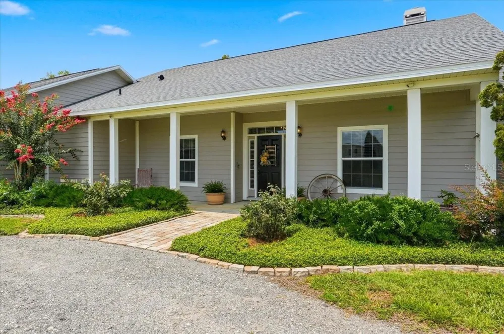 8404 MATHEWS ROAD Lakeland, FL 33809