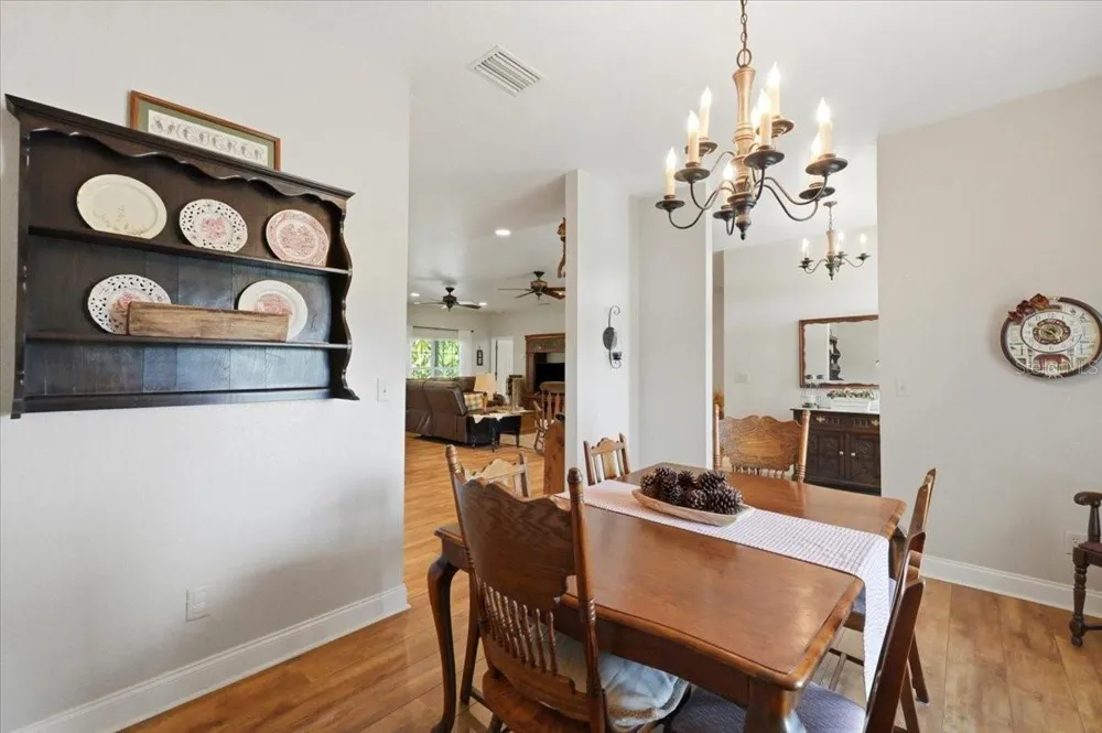 8404 MATHEWS ROAD Lakeland, FL 33809