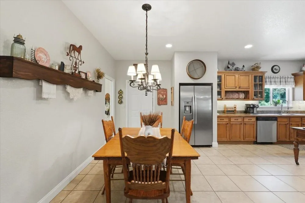 8404 MATHEWS ROAD Lakeland, FL 33809