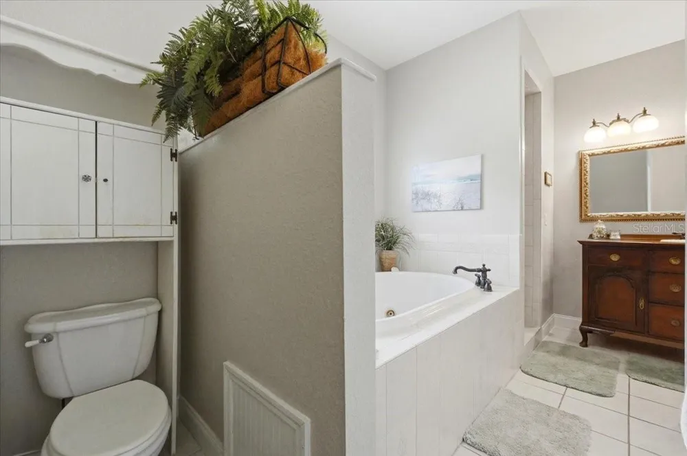 8404 MATHEWS ROAD Lakeland, FL 33809