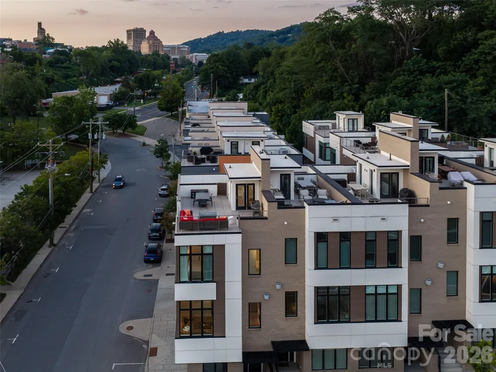 1 Bauhaus Court Asheville, NC 28801
