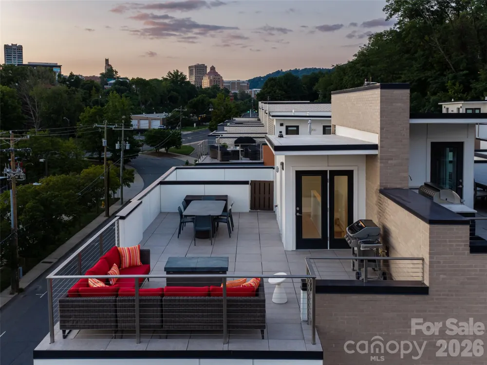 1 Bauhaus Court Asheville, NC 28801